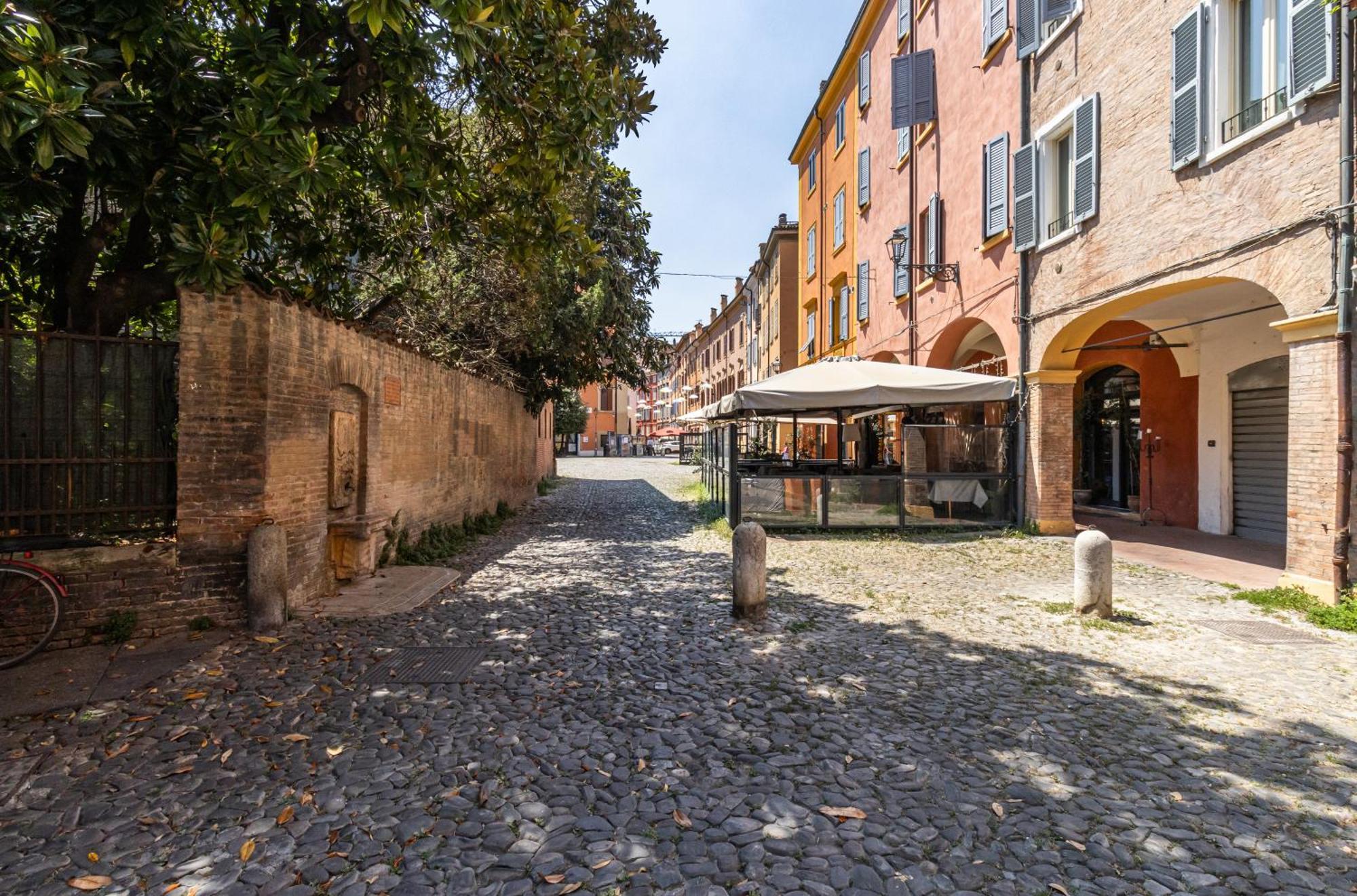 Suite Modena Al Centro - Affitti Brevi Italia Esterno foto